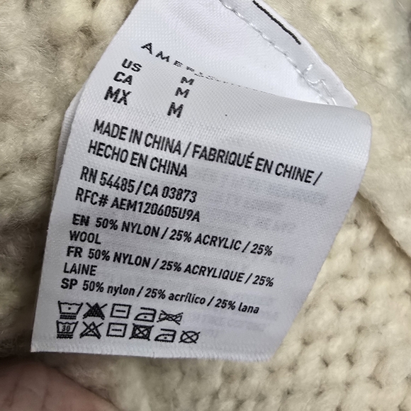 American Eagle Outfitters  Oversized Cream Crew Neck Sweater - Picture 6 of 7